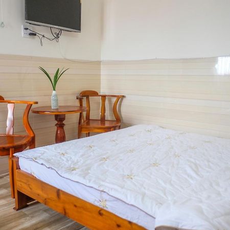 Hoang Yen Hostel Кан То Екстериор снимка